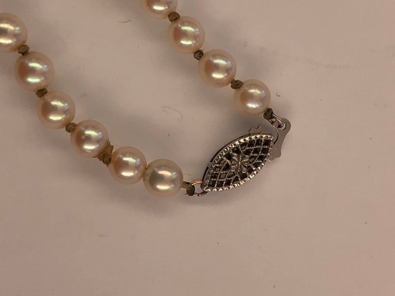 18 inch strand of graduated cultured pearls - image 3