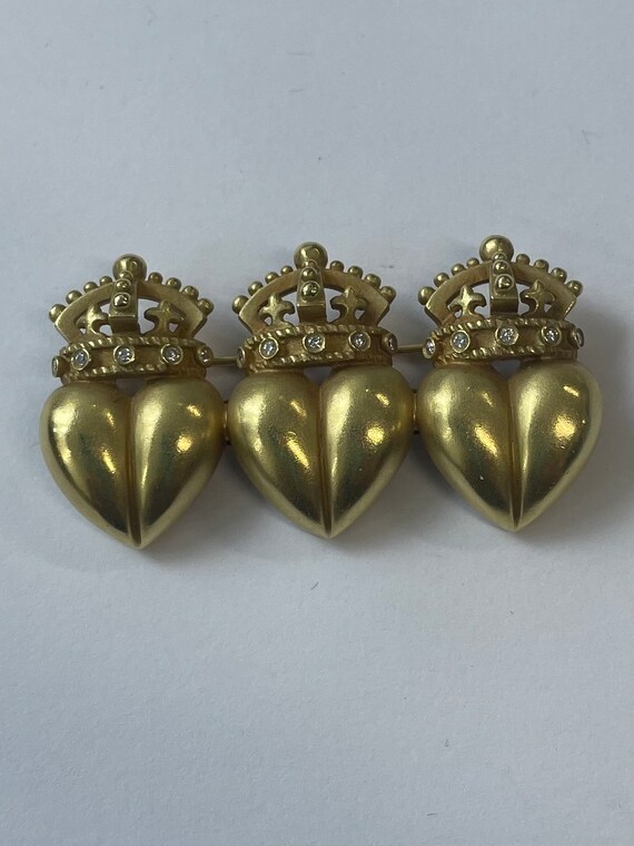 18K gold Kieselstein Cord heart crown brooch with 