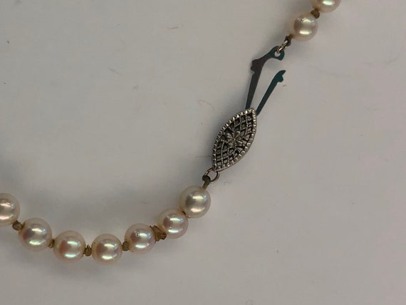 18 inch strand of graduated cultured pearls - image 4