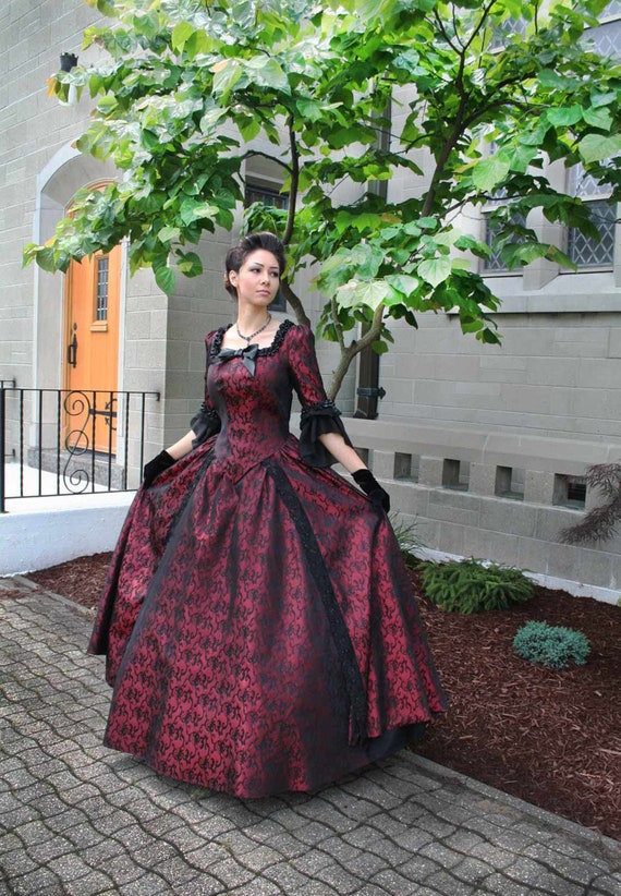 Vestuario revolucionario para mujer cheap