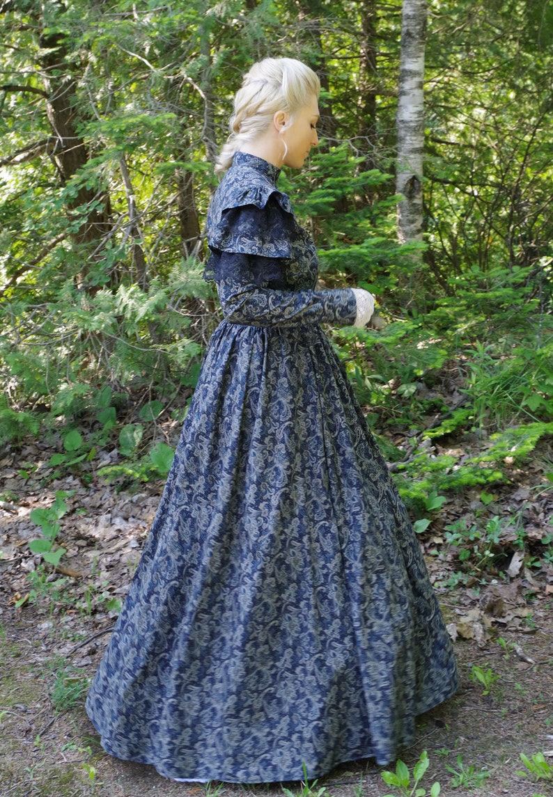 Edwardian Ladies Clothing – 1900, 1910s, Titanic Era     Josephine Victorian Style Dress  AT vintagedancer.com