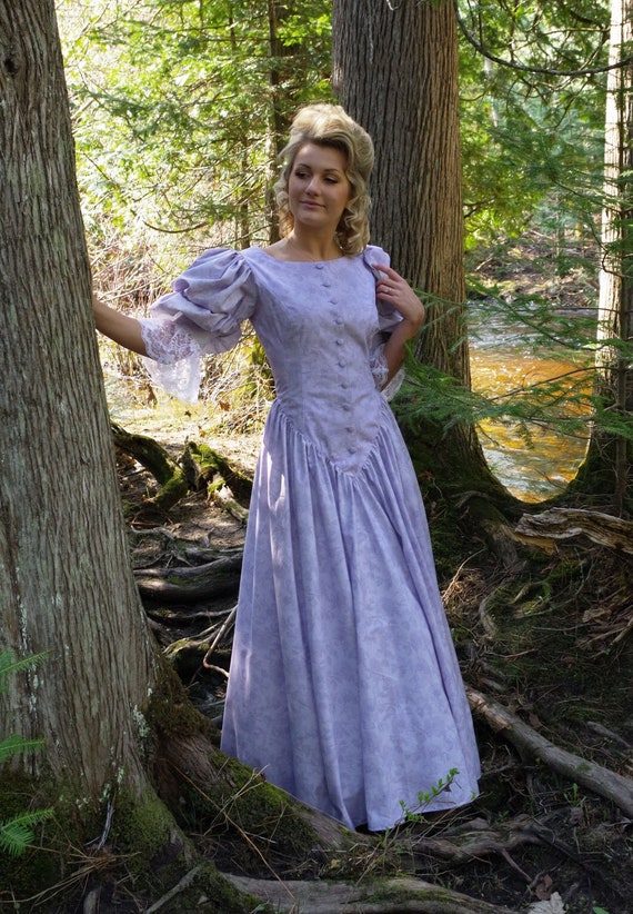 victorian style dresses