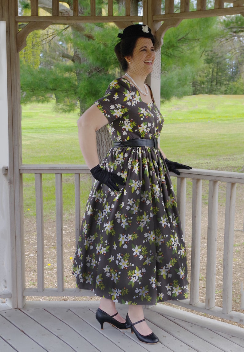 1950s Dresses with Sleeves | Long, Mid, Elbow Length Sleeves Gloria Retro Swing 1950s Dress $139.95 AT vintagedancer.com