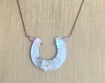 The Shell Horseshoe Necklace