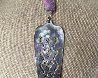 The statement Server Necklace