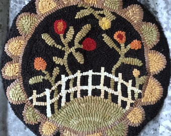 Rug Hooking Pattern, Flower Garden, Primitive Hooked Rug pattern, Hand hooked rug patterns by Terri Leamer of Winter Cottage Studio