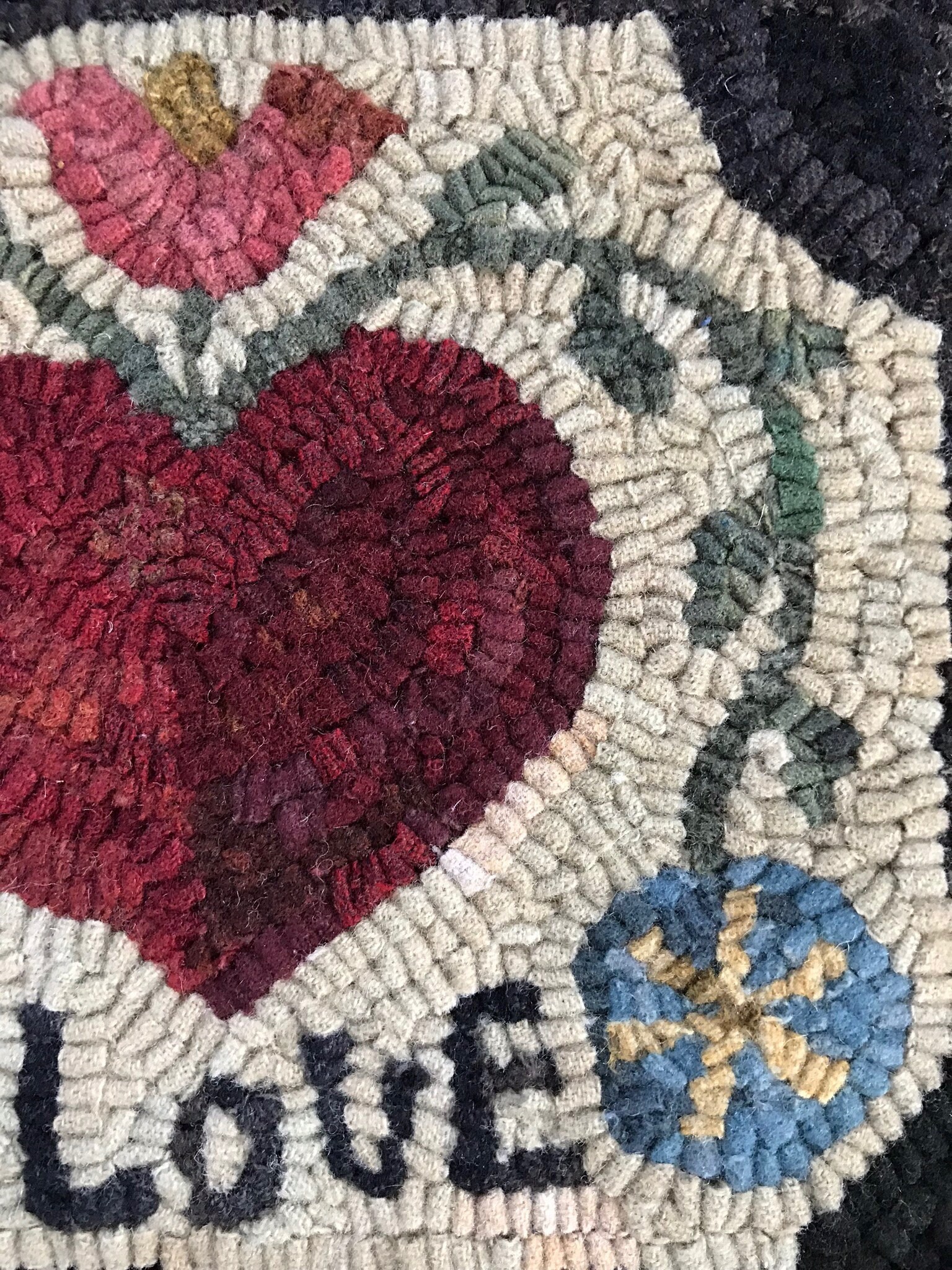 Heart Rug hooking pattern beginner Fraktur Heart from Winter Etsy