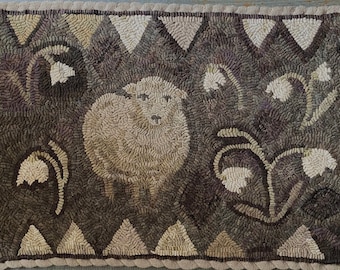 Rug Hooking Pattern PDF Pattern, Sheep's Meadow, Instant Download Hooked Rug Pattern, Primitive Rug Pattern, design by Terri Leamer