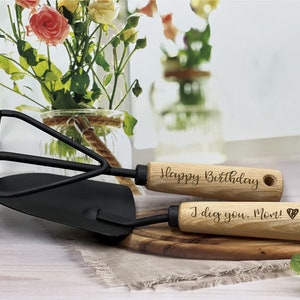 Personalized Garden Tools | Unique Gift for Her | Birthday Gift Mom | Birthday Gift Grandma | Gift for Grandma | Gardening Gift | Garden Set