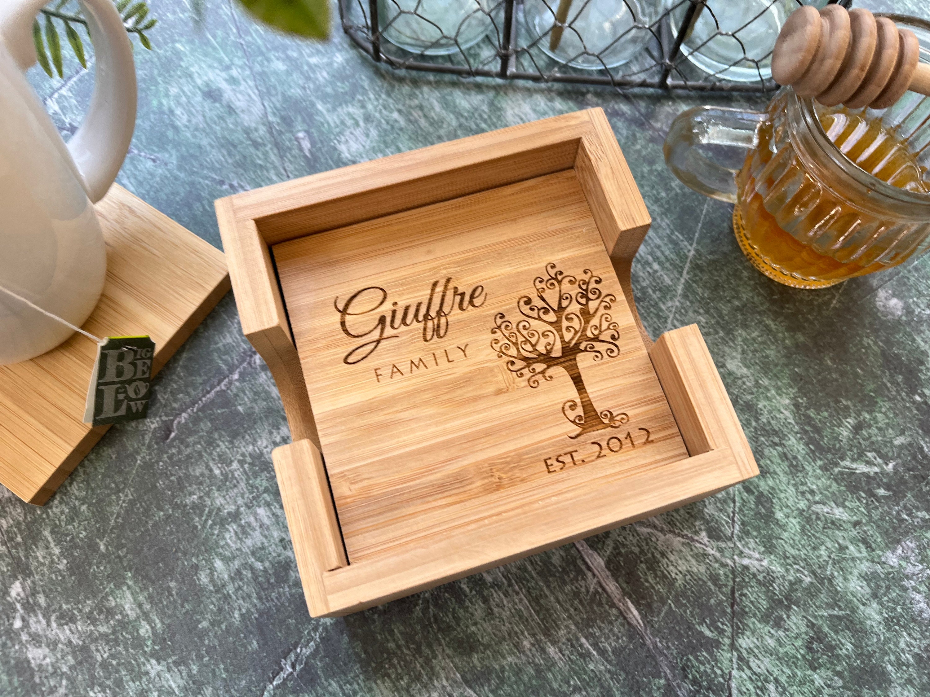 Dessous de verre en bois design arbre avec support Cadeau de pendaison de  crémaillère personnalisé Cadeau d'anniversaire de 5 ans Bois Cadeau pour  femme Cadeau d'anniversaire pour femme -  France