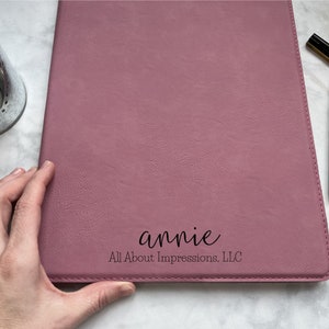 Personalized Padfolios for Women | Faux Leather Portfolio | Custom Folio | Corporate Gift | Boss Gift | Business Gift Ideas | Executive Gift
