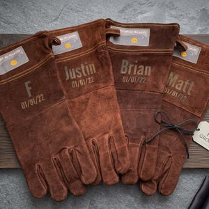 Personalized Leather Grill Gloves or Single Grill Mitt: Groomsmen BBQ Gift, Heat Resistant Gloves