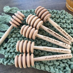 Set of 25 Honey Favors | Bee Favors | Honey Dippers | Wedding Favors | Baby Shower Favors | Honey Sticks | Shower Favors | Baptism Favors