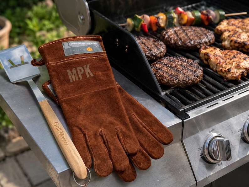 Large Grill Gloves for Men | Best Gift for Men | Personalized Grill Gifts | Leather Grill Gloves, Meat Claws or Spatula, 3rd Anniversary Bild 1
