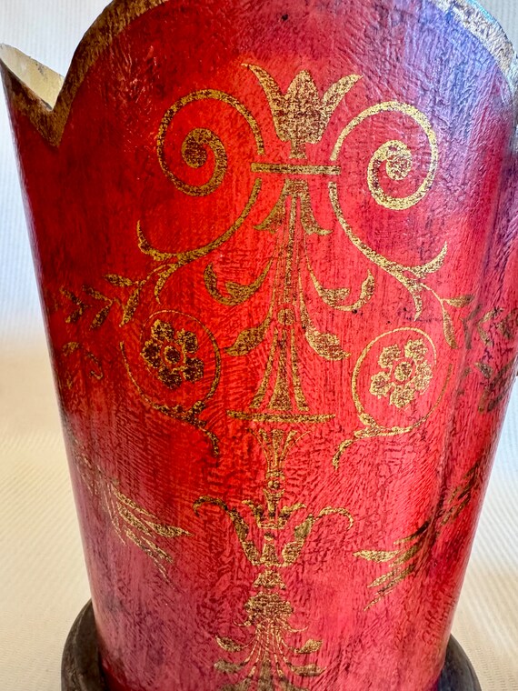 楕円形の底に丸いトップが付いた赤と金のトーレ花瓶 - Etsy 日本