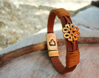 Leather Celtic Bracelet, Leather handmade Bracelet, Leacher cuff Bracelet, Womens Leather Bracelet, Leather Jewelry, Leather Gaelic Bracelet