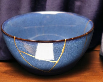 Blue sugi-nari-shaped chawan repaired with pure gold kintsugi foodsafe and unique