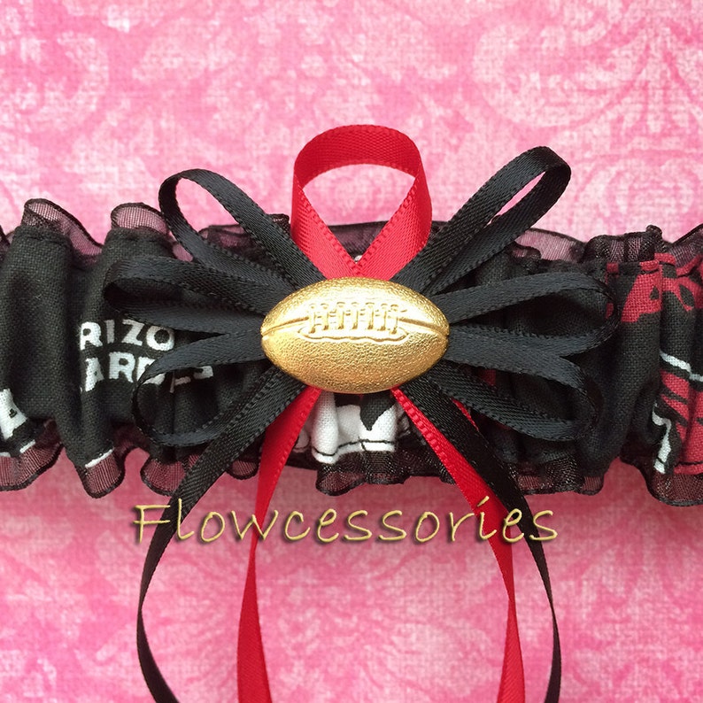 ARIZONA CARDINALS handmade bridal prom garter pick charm toss