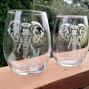 elephant glass set, etched wine glass, etched elephant glass, elephant gift, elephant glass, stemless barware,  for wine lovers,