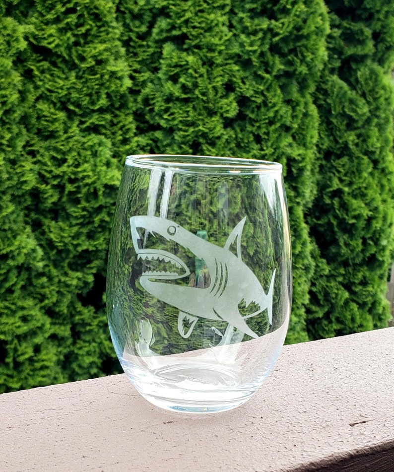 Shark Wine Glass Etched Shark Shark Week Stemless Barware Etsy Canada