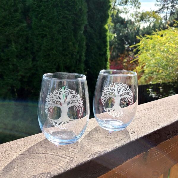 Tree of life wine glass set, etched tree of life, 15 ounce wine glass, stemless wine glass, gift for wine lover, wedding gift