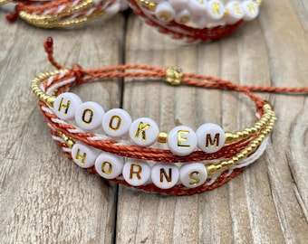 University of Texas Bracelet / College Football Bracelets / Hook ‘Em Horns Bracelet / UT Bracelet / Sports Team Bracelets - Double Beaded