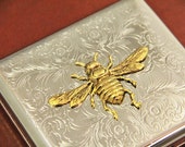 Bee Cigarette Case Bumble Bee Honey Bee Metal Wallet Steampunk Antiqued Vintage Gold Retro Wallet Cigarettes Box Holder Silver Container