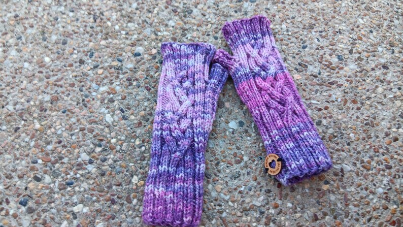 Wool fingerless gloves with celtic braid in purple shades 4-braid cable, hand knit in Australia image 6