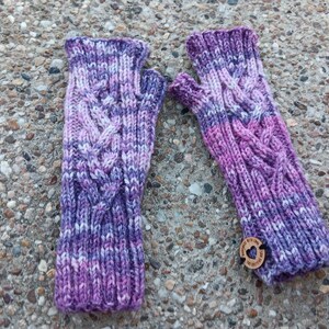 Wool fingerless gloves with celtic braid in purple shades 4-braid cable, hand knit in Australia image 5