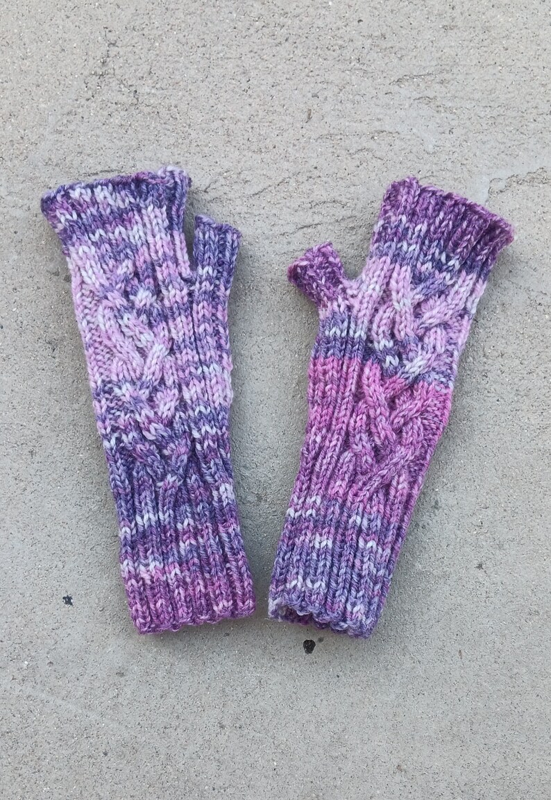 Wool fingerless gloves with celtic braid in purple shades 4-braid cable, hand knit in Australia image 7