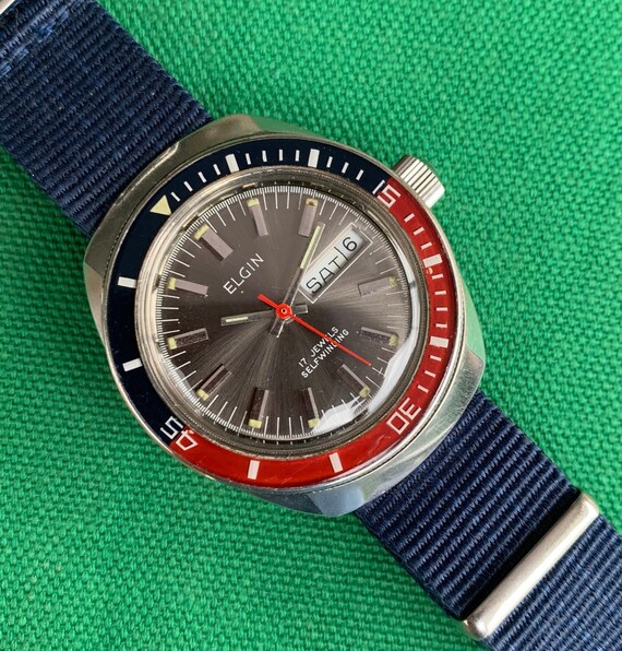 vintage diver watch