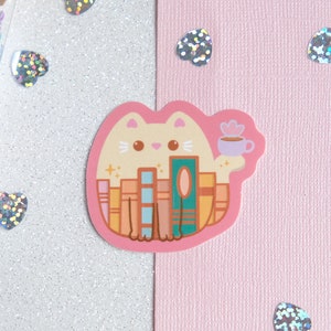 Bookworm - Autocollant Chat bibliothèque avec livres avec pour décorer votre ordinateur portable ou bujo  - Whiskered Wonders Collection
