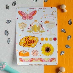 Feuille de stickers pour les Lion passionnés d'astrologie - Ajoutez une touche personnelle à vos objets préférés avec ces stickers Lion