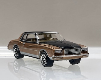 1-64 Scale / S-Scale 1980 Chevrolet Monte Carlo in Light Camel Poly Paint  - Great For Dioramas & Diecast Photography (JL)