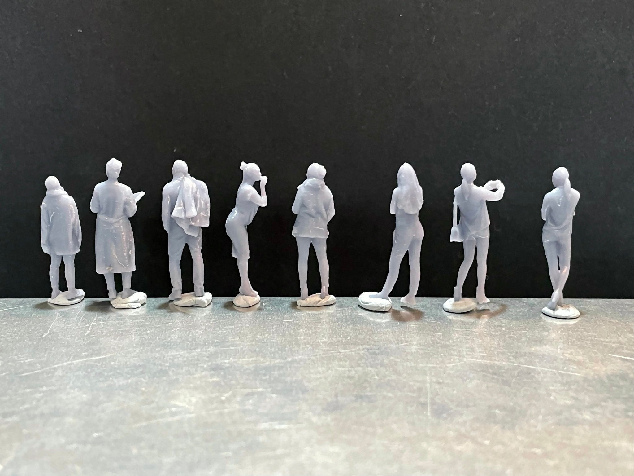 1:64 Miniature Human Figures - Resin / Unpainted - Great for Dioramas ...