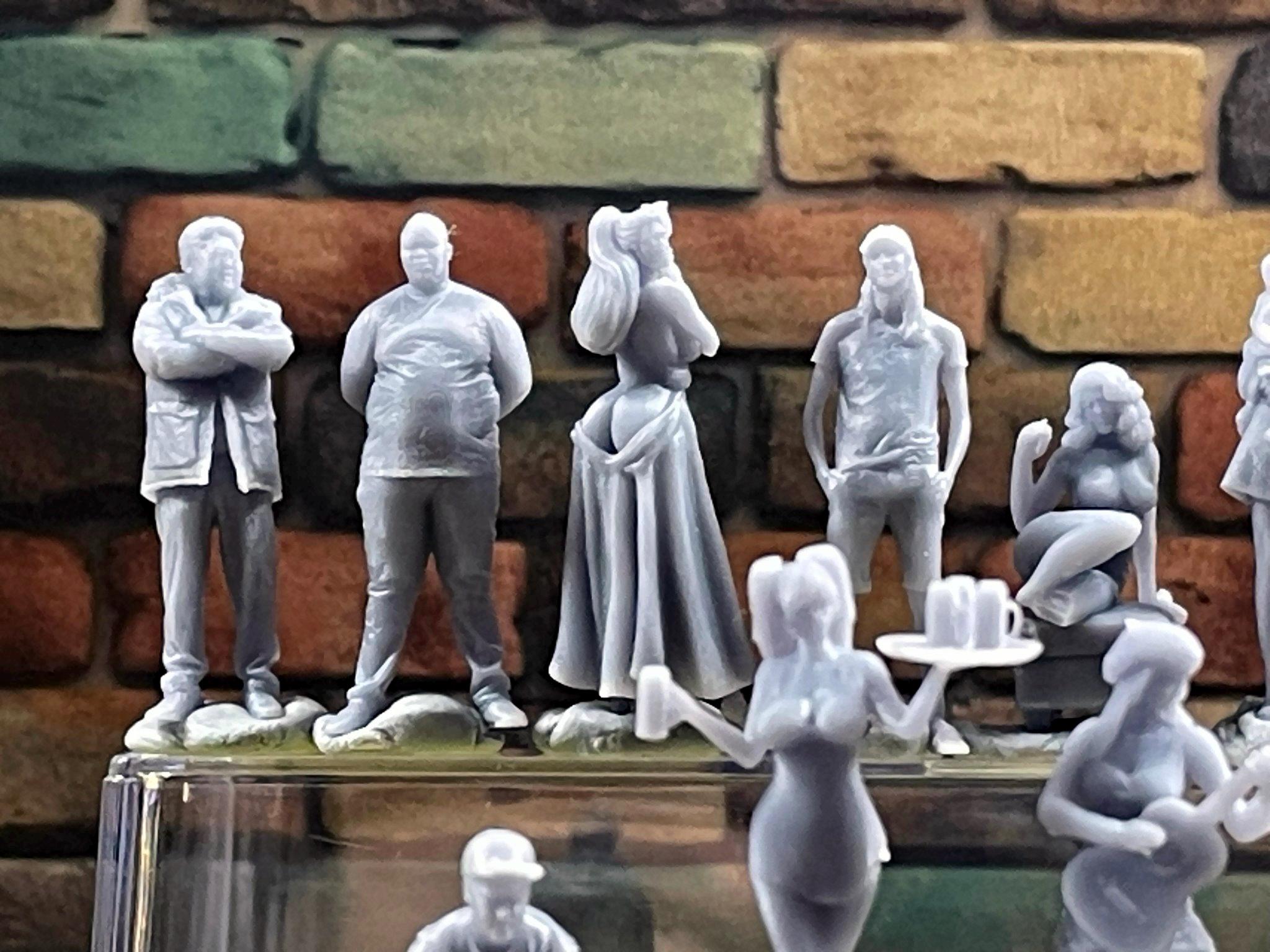 Double G 1:64 Miniature Human Figures - Unpainted - Great for Dioramas ...