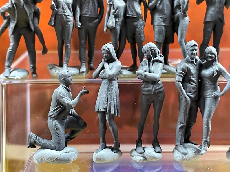 Double G 1:64 Miniature Human Figures - Unpainted - Great for Dioramas ...