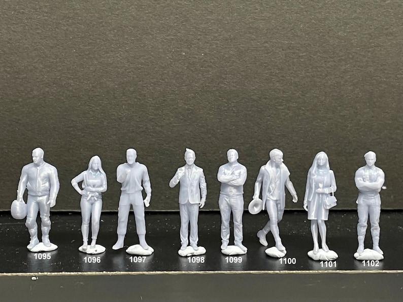 Double G 1:64 Miniature Human Figures - Unpainted - Great for Dioramas ...
