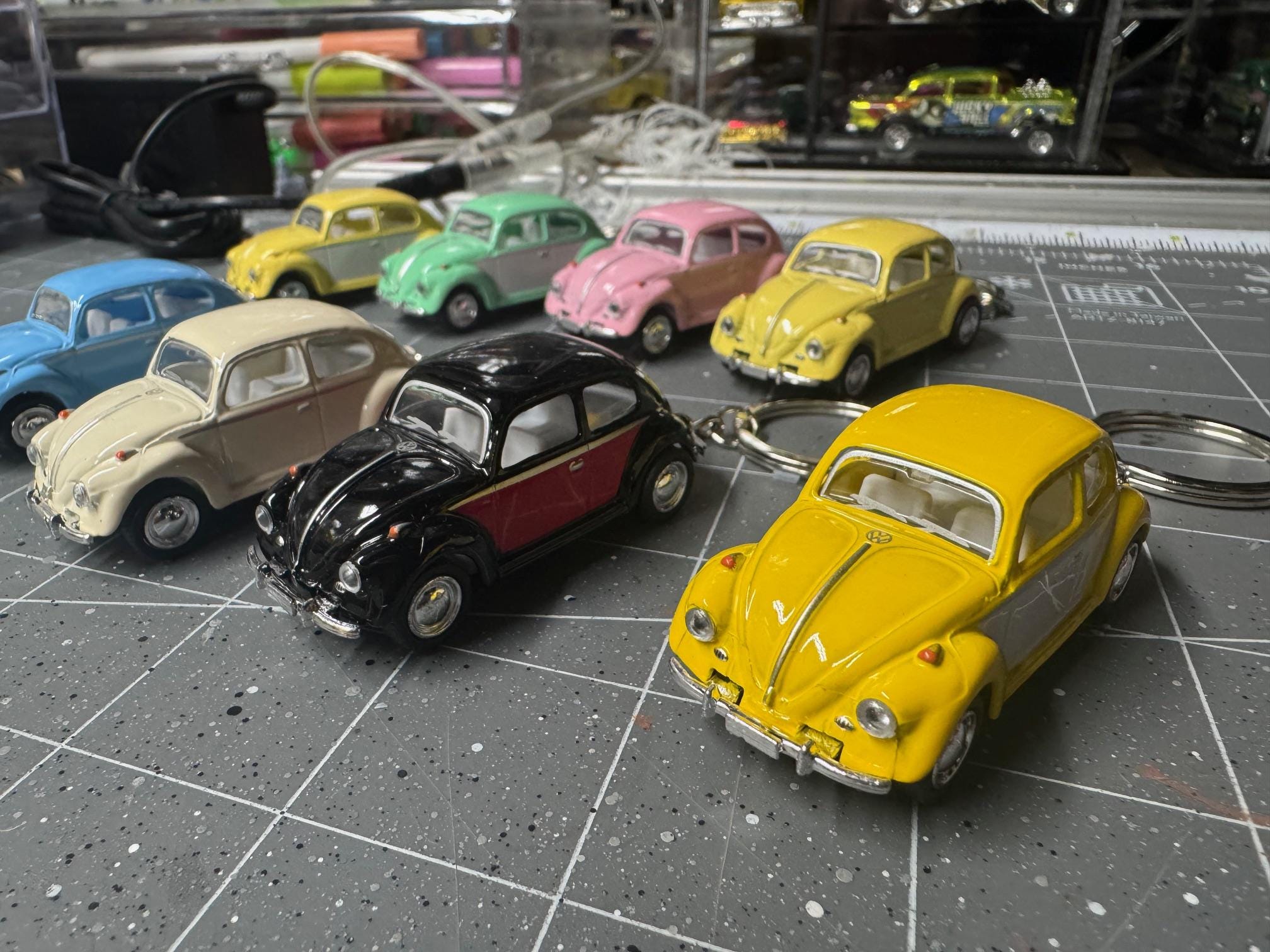 Kinsmart 1967 Volkswagen Beetle Key Chain in Various Colors
