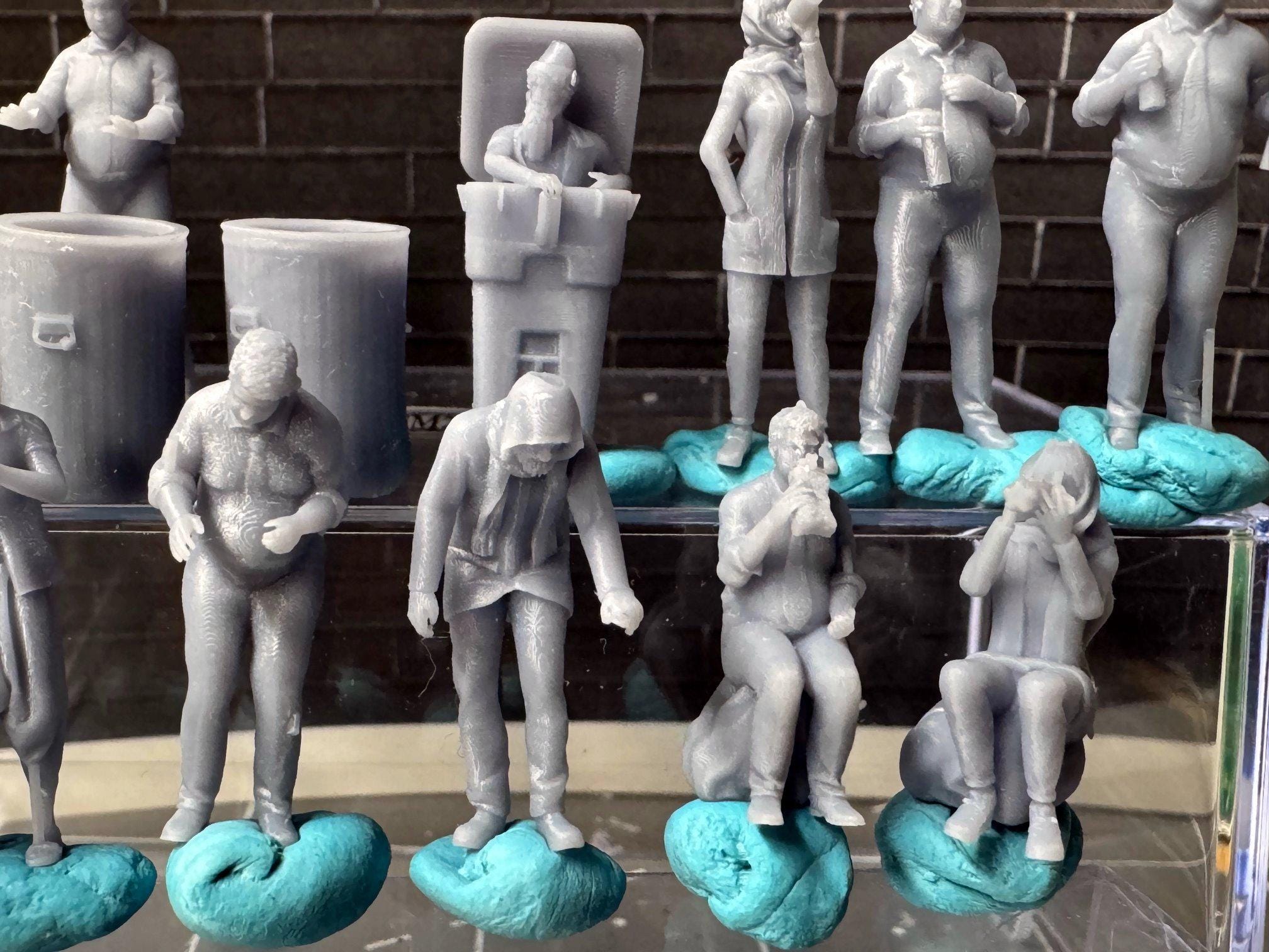 Double G 1:64 Miniature Human Figures - Unpainted - Great for Dioramas ...