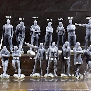 Double G 1:64 Miniature Human Figures -  Unpainted - great for Dioramas - Made in the USA LOT 558 Miniature 1.10 Fast & Furious