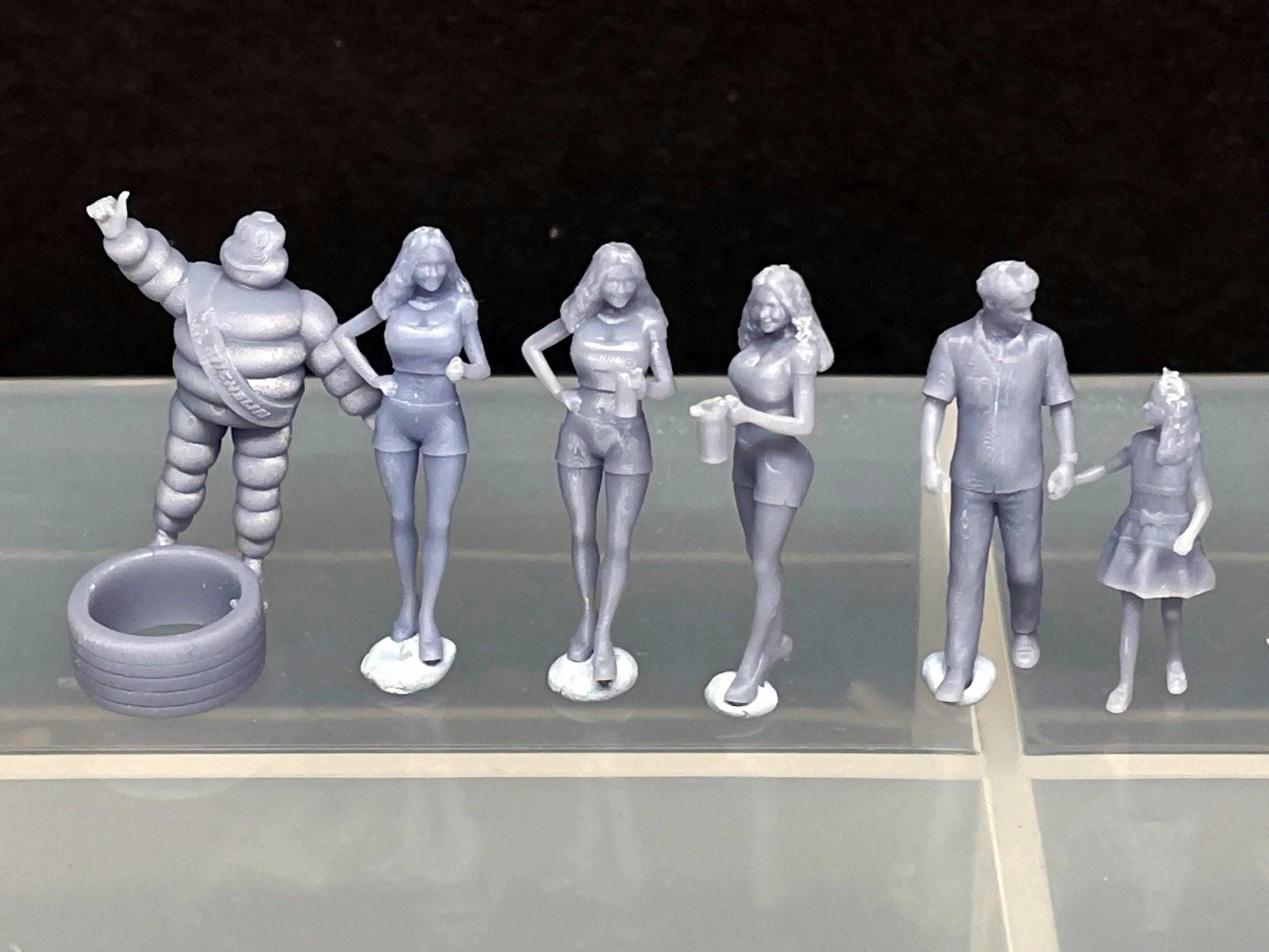 Double G 1:64 Miniature Human Figures - Unpainted - Great for Dioramas ...