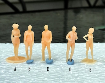 1:64 Scale Miniature People - Resin / unpainted - great for Dioramas / - -  Made in the USA