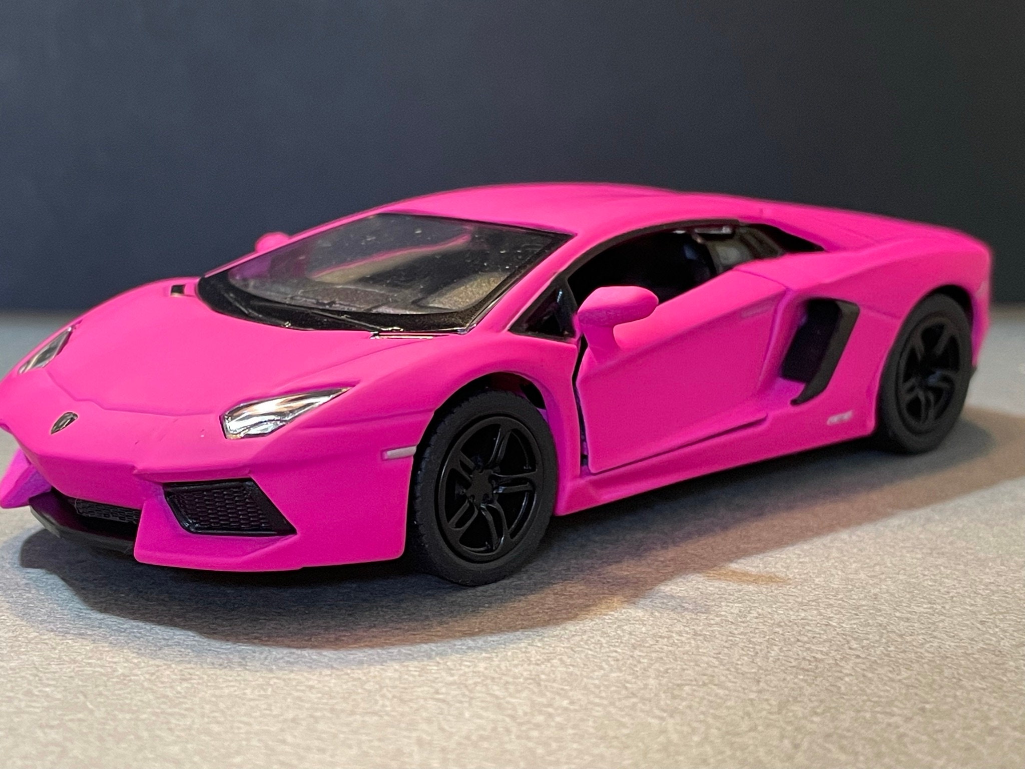 1-38 Maßstab PINK Lamborghini ca 5 toll für Dioramas & Diecast