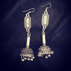 Long tribal chandelier earrings immagine 3