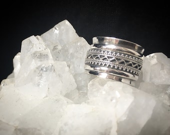 Tribal Crown spinner 925 silver ring