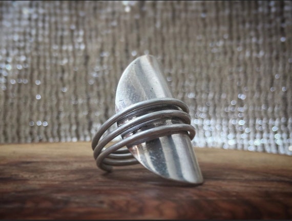 Saturn oval ring, silver plated or silver 925