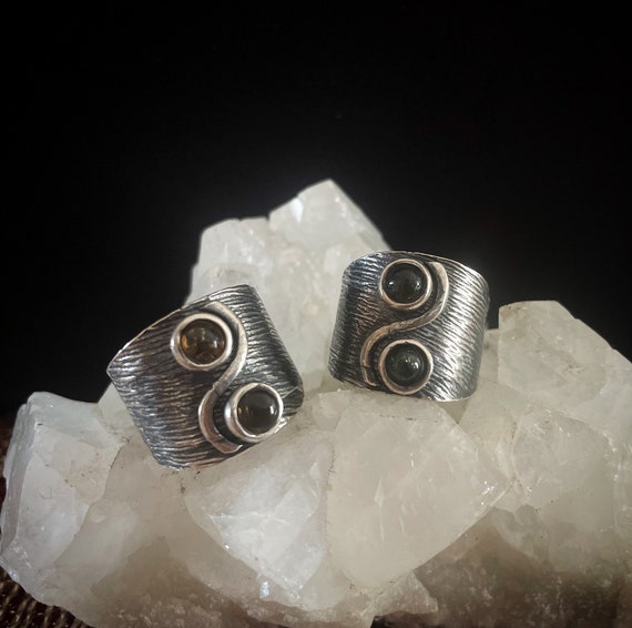 Yan&Yang sterling adjustable silver ring with citrin and labradorite
