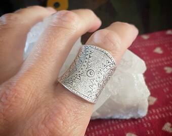 Tribal Moon geometric dots ring, adjustable, silver plated