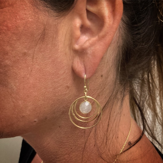 Intertwined Three Circles earrings with stones